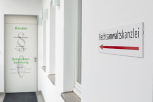 Empfangsbereich der Kanzlei Brandt – Willkommen bei Ihrem Rechtsexperten in Bad Doberan